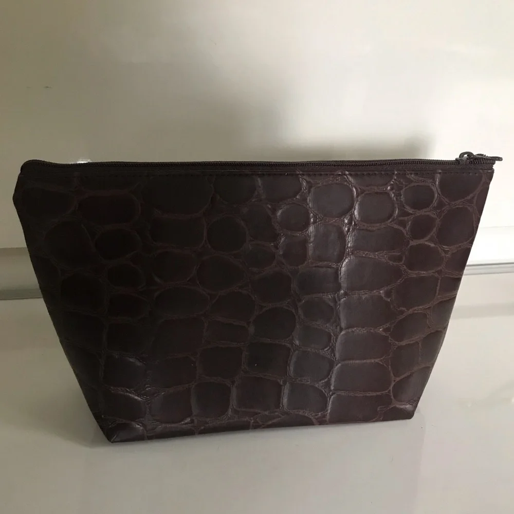 NWOT Estée Lauder Cosmetic Makeup Bag Case